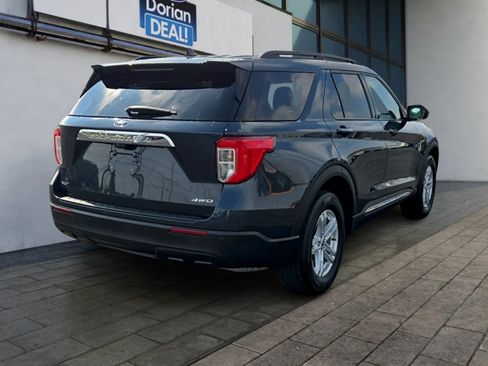 Certified 2023 Ford Explorer XLT AWD/4WD image 3
