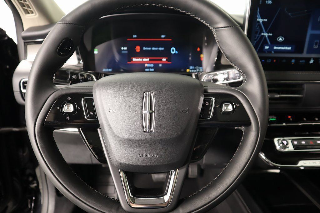 New 2025 Lincoln Corsair Grand Touring AWD/4WD image 3