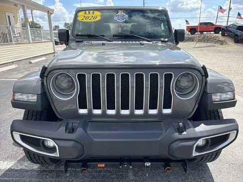 Used 2020 Jeep Wrangler Unlimited Sahara AWD/4WD image 8
