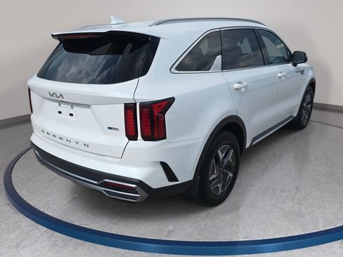 Used 2022 Kia Sorento EX FWD image 5