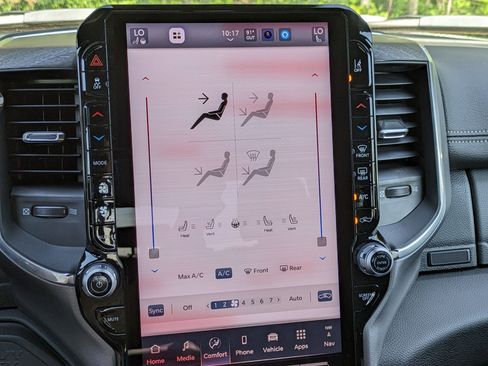 New 2025 RAM 2500 Laramie image 22