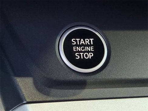 Used 2025 Audi Q3 2.0T Premium Plus w/ Premium Plus Package image 20