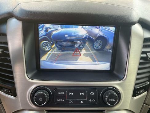 Used 2020 GMC Yukon XL Denali w/ Denali Premium Package AWD/4WD image 18