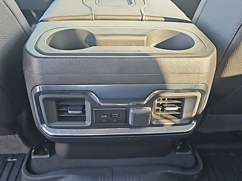 Used 2022 GMC Sierra 2500 Denali w/ Denali Ultimate Package image 15