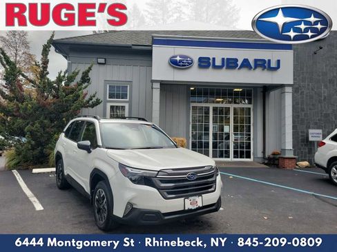 Certified 2025 Subaru Forester Premium image 1