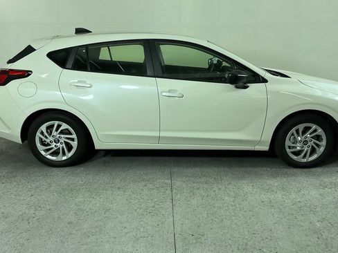 Used 2025 Subaru Impreza 2.0i AWD/4WD image 2