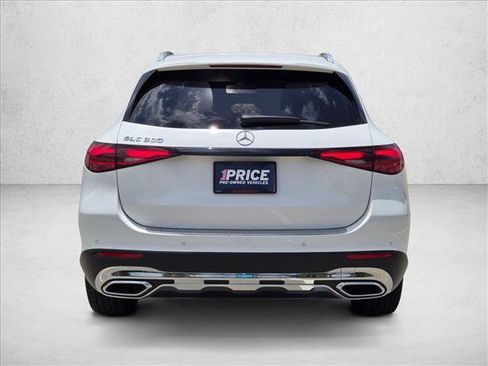 Used 2024 Mercedes-Benz GLC 300 image 3