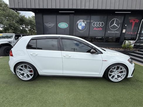 Used 2018 Volkswagen GTI S FWD image 8