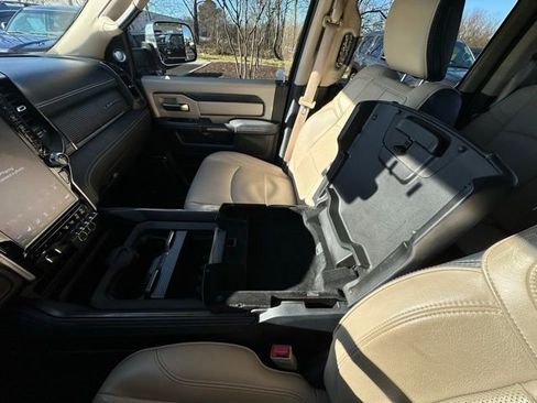 Used 2020 RAM 2500 Limited image 27