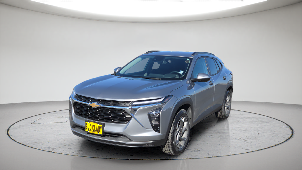 Used 2025 Chevrolet Trax LT w/ LT Convenience Package FWD image 13