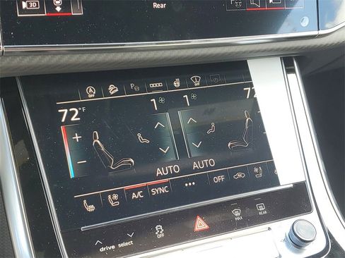 New 2026 Audi SQ8 Prestige image 13