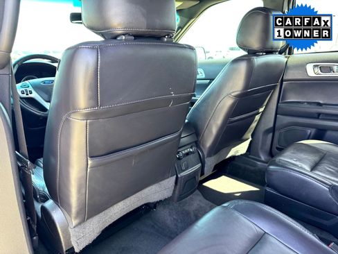 Used 2014 Ford Explorer XLT w/ Equipment Group 202A image 19