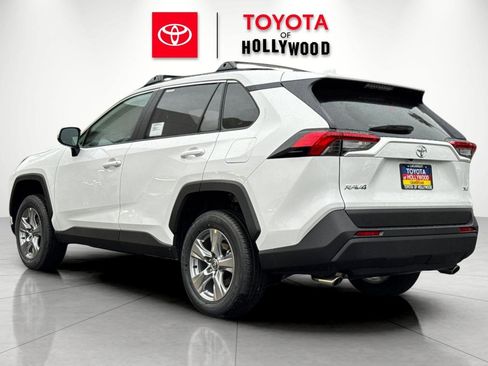 New 2025 Toyota RAV4 XLE image 6