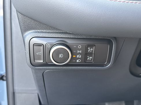 New 2026 Ford Explorer Active w/ Active Comfort Package image 36