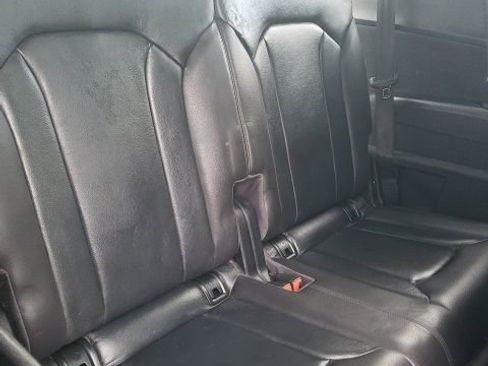 Used 2017 Audi Q7 3.0T Premium image 19