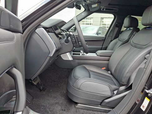 New 2025 Land Rover Range Rover SE AWD/4WD image 10