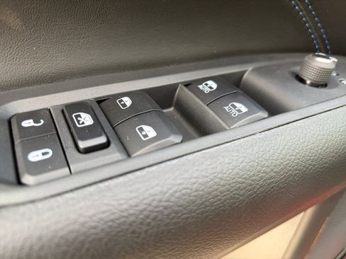 New 2026 Jeep Compass Latitude image 15