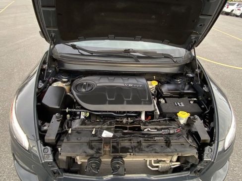 Used 2018 Jeep Cherokee Limited image 20