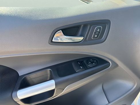 Used 2019 Ford Transit Connect XLT image 23