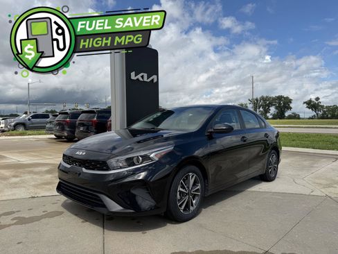 Used 2024 Kia Forte LXS FWD image 1