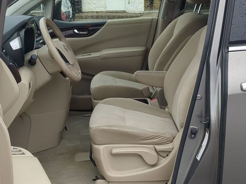 Used 2014 Nissan Quest SV image 11