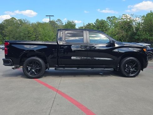 Used 2024 Chevrolet Silverado 1500 Custom w/ Turbomax Blackout Package RWD image 4