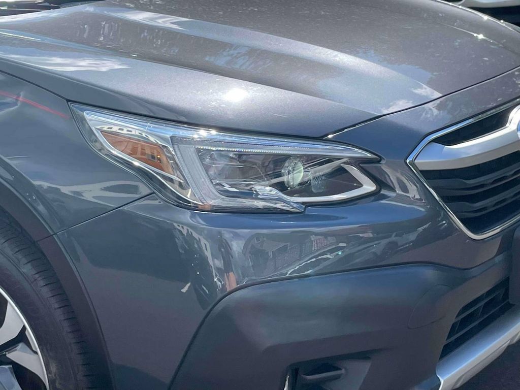 Used 2020 Subaru Outback Limited AWD/4WD image 8