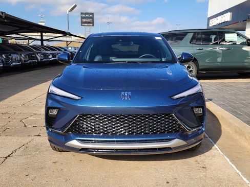 New 2026 Buick Envista Avenir image 9