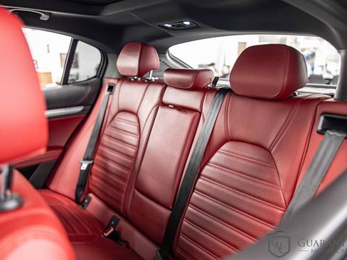 Used 2021 Alfa Romeo Stelvio Ti Sport AWD/4WD image 34