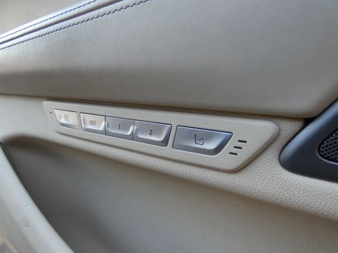 Used 2016 BMW 750i xDrive image 89