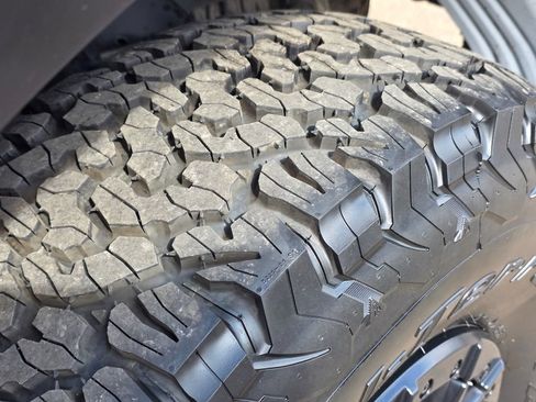 Used 2023 Ford F150 Raptor w/ Equipment Group 802A Raptor R AWD/4WD image 37