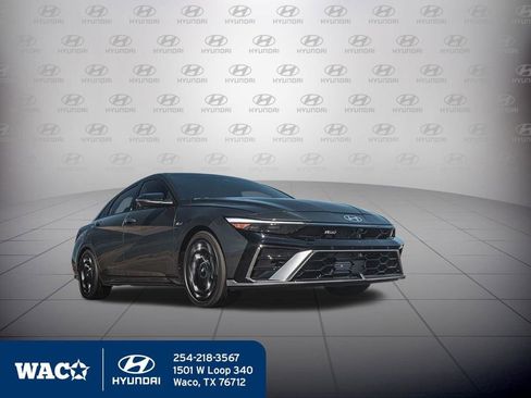 Used 2021 Toyota Camry XSE image 5