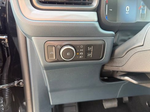 New 2025 Ford Maverick Lobo AWD/4WD image 8