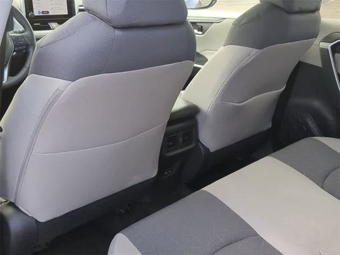 Used 2023 Toyota RAV4 XLE w/ Convenience Package image 17