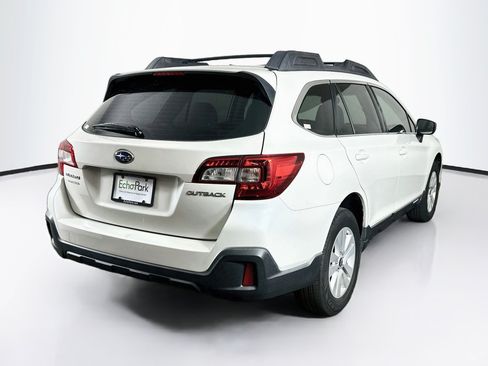 Used 2018 Subaru Outback 2.5i AWD/4WD image 9