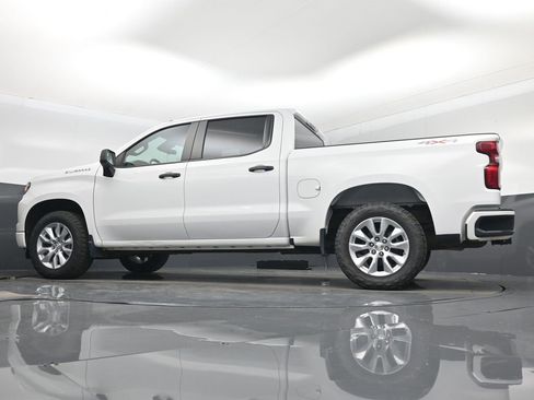 Used 2022 Chevrolet Silverado 1500 Custom image 48