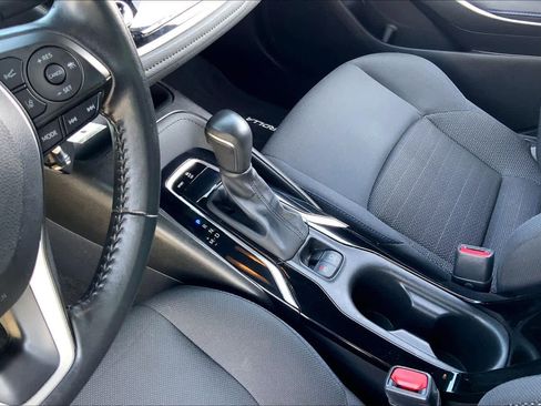 Used 2020 Toyota Corolla SE image 16