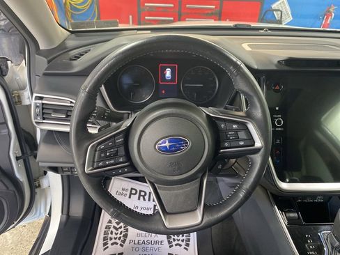 Used 2023 Subaru Outback Limited AWD/4WD image 27