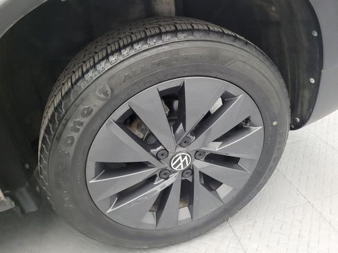 Used 2022 Volkswagen Taos S FWD image 31