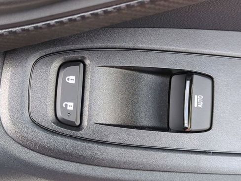 New 2025 Subaru Crosstrek 2.5i Sport w/ Crosstrek Mirror Package image 36