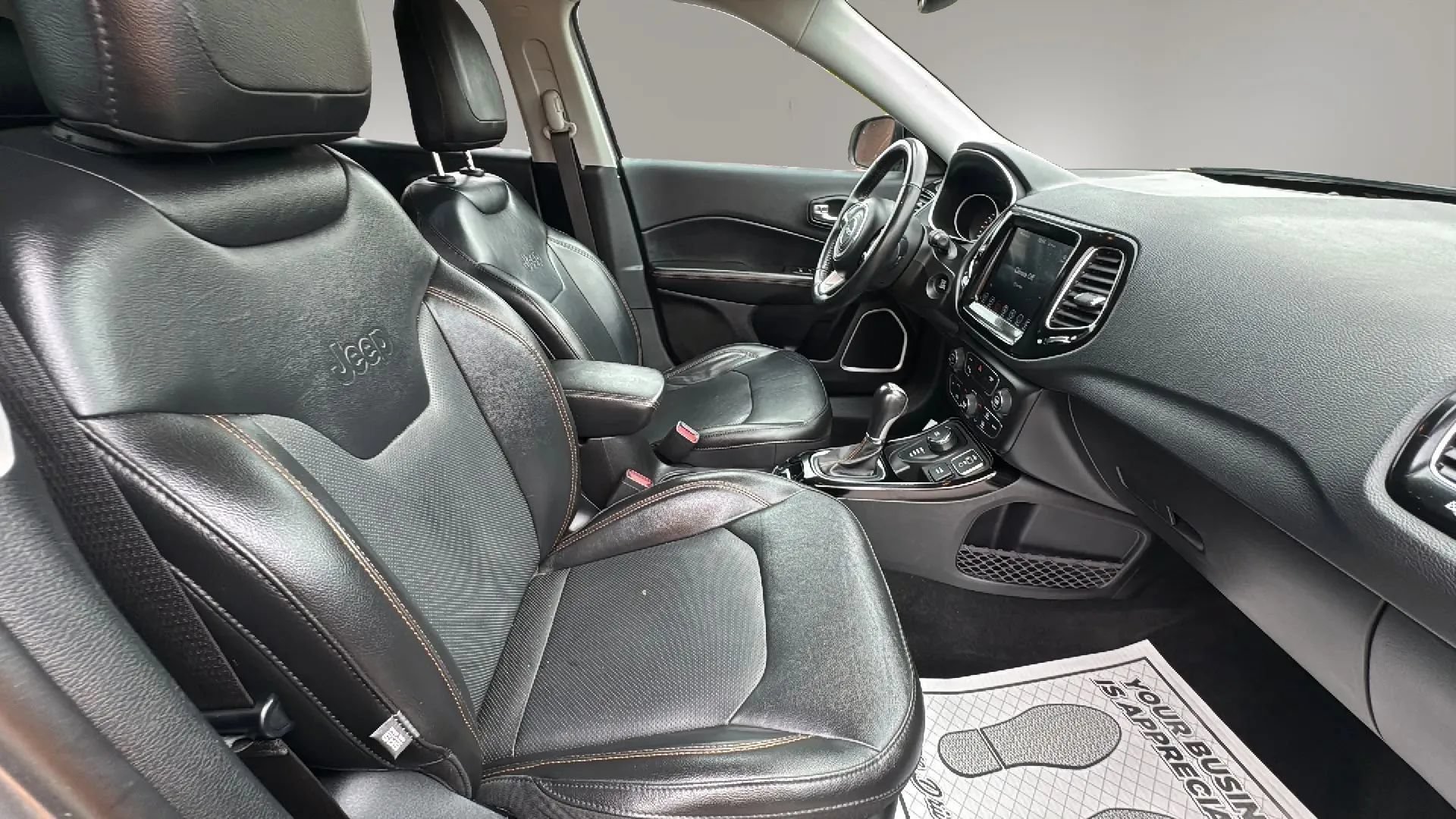 Used 2019 Jeep Compass Limited w/ Safety & Security Group AWD/4WD image 27