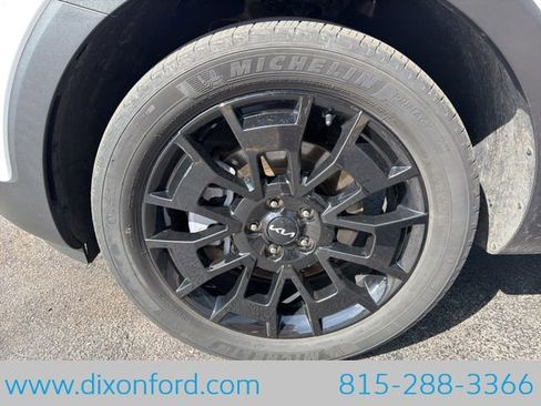 Used 2022 Kia Telluride SX w/ Nightfall Edition Package AWD/4WD image 31