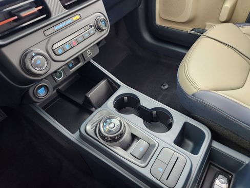 New 2026 Ford Maverick Lariat image 16