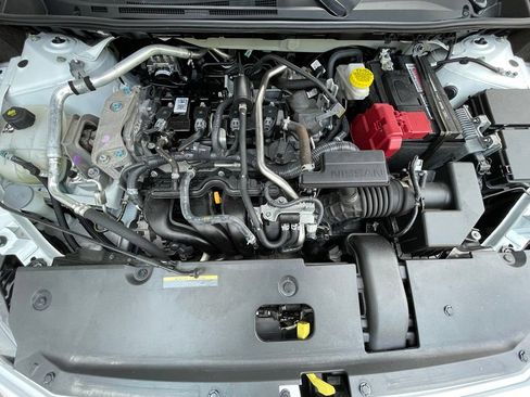 Used 2025 Nissan Sentra SV FWD image 32