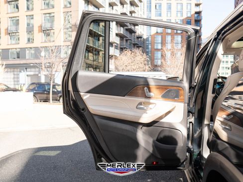 Used 2020 Mercedes-Benz GLS 450 4MATIC w/ Convenience Package image 40