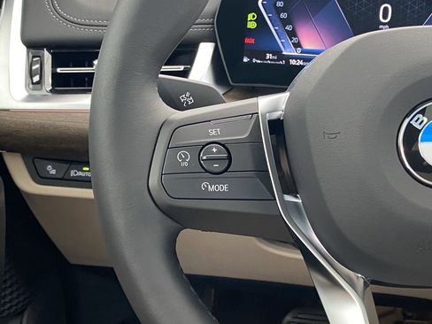 Certified 2025 BMW X1 xDrive28i w/ Premium Package image 17