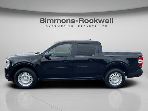 Used 2022 Ford Maverick XL FWD image 2