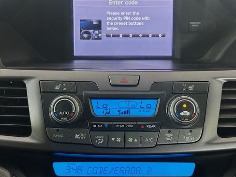Used 2013 Honda Odyssey Touring image 23