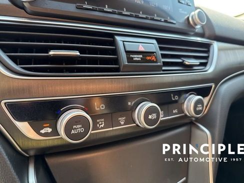 Used 2019 Honda Accord LX image 14