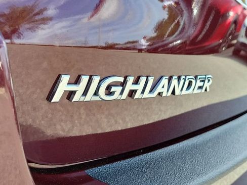 Used 2019 Toyota Highlander Plus image 7